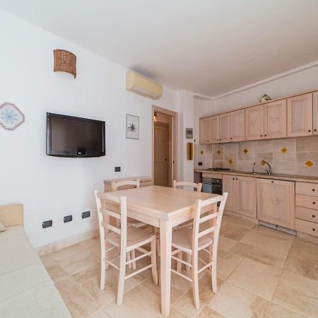 Murphy Holiday Home - Ester'S House La Maddalena  Bagian luar foto