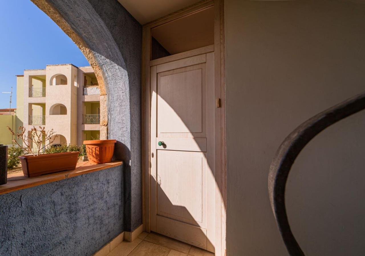 Murphy Holiday Home - Ester'S House La Maddalena  Bagian luar foto